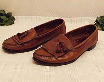 Vintage G H Bass Mens Natural Leather Tassel Loafers Size 11 .5