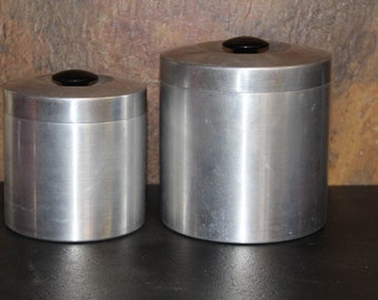 vintage 1940 tin canisters