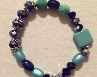 Bracelet elastic hand made square disc.