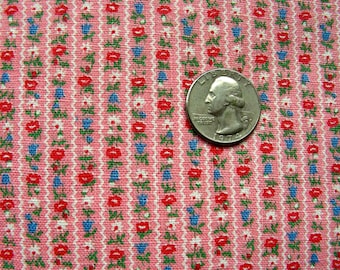 Vintage FEEDSACK Novelty Fabric - Teeny Tiny Rows of Sweet Teeny Tiny Flowers on Pink Background - 33 x 44 * 4 Available