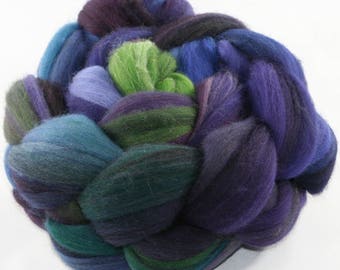 Hand Dyed roving - Superwash Targhee wool spinning fiber