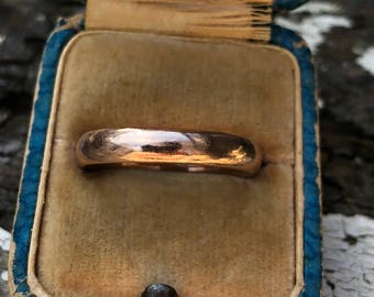 10k Rose Gold Wedding Band SIZE: 10