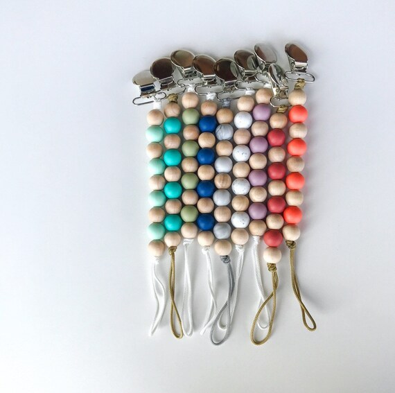 Pebbles Clip - NomiLu SILICONE Clip - Spring into Color