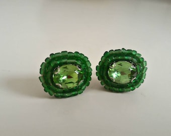 Orecchini lobo verdi con strass e perline / idea regalo natale / handmade earrings /green earrings