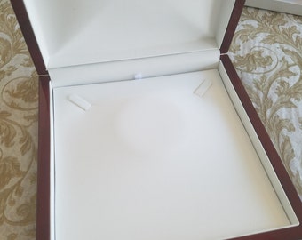 High Gloss Mahogany Wood Pendant Necklace Presentation Box Quality Solid Wood Ready to Ship