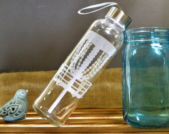 Disc Golf Glass Water Bottle with Etched Disk Basket