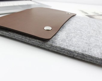Felt Macbook Pro 13.3" sleeve, Macbook 13" sleeve, Macbook 13.3" case, Macbook Pro Case, Macbook Pro Sleeve Laptop sleeve macbook case 018LG