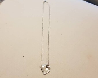 Vintage Sterling Silver 16" Chain & Three Diamonds Engraved Heart Pendant