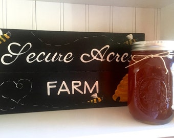 1 Pint of Honey Farm Fresh RAW Honey
