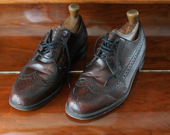 Vintage Men's Brogues with Shoe Trees, Brown Leather Dress Shoes, Full Leather Sole Upper and Insole Size 8.5 EEE