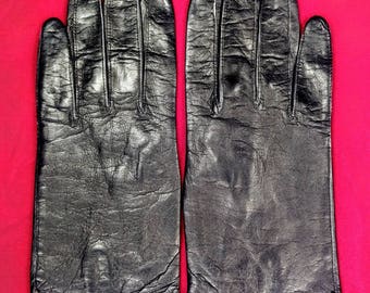 Black vintage silk lined kid leather gloves ~ Size 7