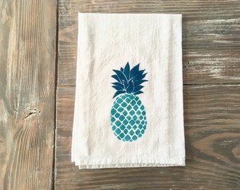 Pineapple flour sack kitchen towel | Pineapple | tea towel | gift idea | housewarming gift | coastal decor | summer decor | dish towel