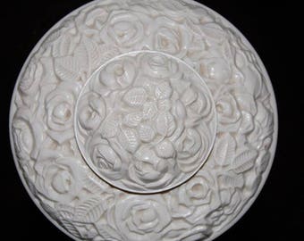 Edward FORNELLS - Powder box 'Roses' (1930s)