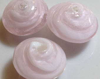 Glass swirl beads