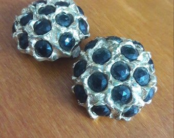 Vintage Black clip-on earrings