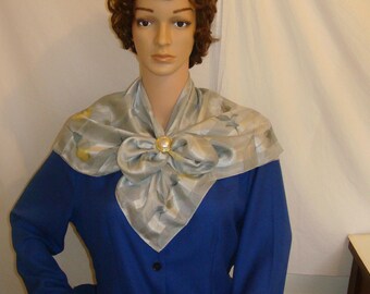 Medium to Large Square Scarf 86 x 86 cm