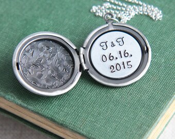 Custom Locket Necklace, Personalized Locket Necklace, Wedding Locket, Personalized Jewelry, Anniversary Gift, Initial Locket, Silver Locket