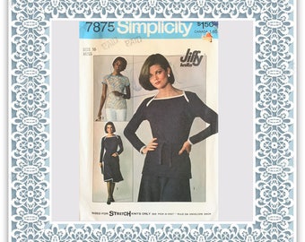 Simplicity 7875 (1977) Misses' Jiffy knit skirt and pullover top - Vintage Uncut Sewing Pattern