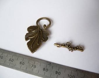 Vine Leaf toggle clasp