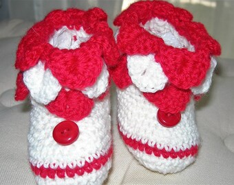 Chaussons crochetés à la main MICKY - création - modèle unique -