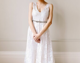 Vintage 1950s Wedding Dress. Lace Wedding Dress. Ivory Debutante Prom Dress. Grace Kelly Dress. Stunning Bridal Gown.