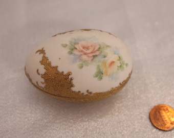 Egg Shaped Roses with Gold hand painted china porcelain trinket box floral Flowers A Taylor