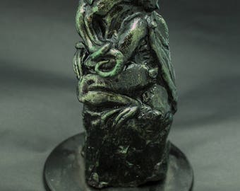 Cthulhu statue with glass base | Call of Cthulhu | H.P. Lovecraft fan gift | Fantasy Steampunk Lovecraft Kraken