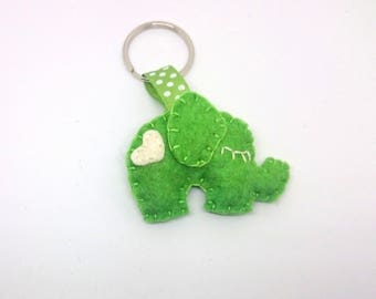 Felt elephant keychain - eco-friendly accessories - key holder - animals - green - mini ornaments