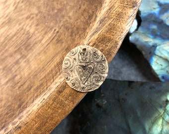 Andrew Thornton Queen of Hearts Coin/Pendant (BRONZE)