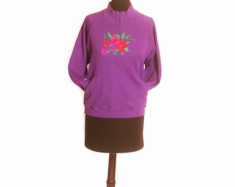 Vintage 1980s Eggplant Purple Flower Quilted Pocket Turtleneck Sweater size S
