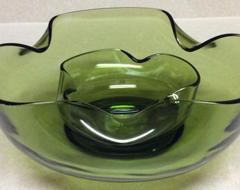 Vintage Anchor Hocking Accent Modern Chip 'N Dip Green Glass Bowls Set Of Two