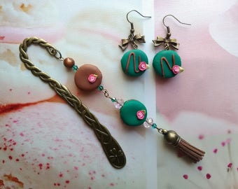 + Set emerald green-chocolate macaroons bookmarks / gift idea