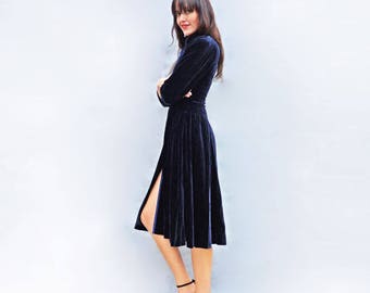 Blue Velvet Dress, Vintage Laura Ashley Dress, Victorian Dress, Velvet Evening Gown, Long Sleeve Dress, Blue Dress, Vintage Velvet Dress 80s