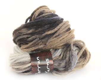 Superchunky merino wool black brown grey bulky chainette yarn, Perran Yarns Storm Cloud crochet variegated skein hank, free knitting pattern