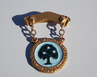 Vintage National Congress of Parents and Teachers 1897 Brooch