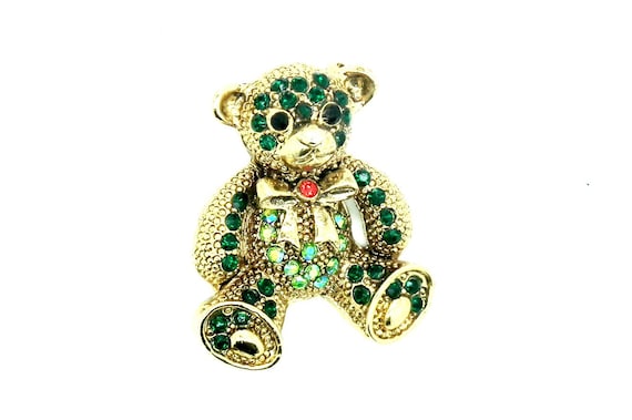 Shopping for animal pins and brooches? This vintage pin brooch is for you!