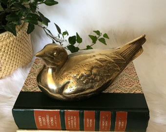 Vintage Brass Dove/Brass Bird/Brass Figurine/Brass Decor/Vintage Figurines/Dove Figurines