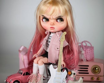 Angry Girl Blythe Doll Costume