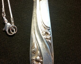 Silver plate necklace pendant with chain