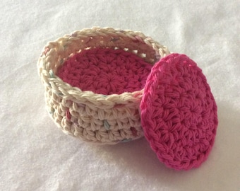 Crochet Facial Scrubby Set, 5 Facial Scrubbies with matching basket