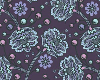 Birds and Bees Tula Pink Timeless, Lapis fabric, PWTP026.LAPIS /Fabric Canada/ half yard