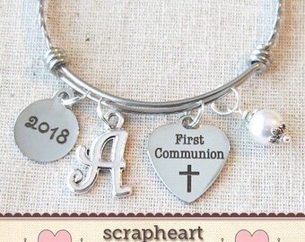 FIRST COMMUNION Gift, 2018 Girls First Communion Bangle Bracelet, Communion 2018 Bangle, Personalized First Communion Charm Bracelet for Her