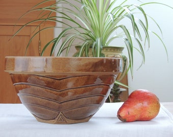 Vintage Stoneware Mixing Serving Bowl Art Deco 1930's