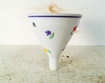 White Ceramic Small Floral Funnel/Farmhouse Kitchen Floral Ceramic Kitchen Funnel