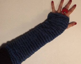 Reversible blue and Brown mittens.