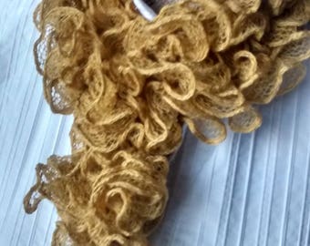 Fine ruffled scarf - bronze