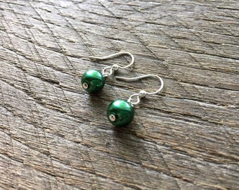 Green Christmas Earrings, Green Earrings, Pearl Earrings, Christmas Jewelry, Dangle Drop Earrings, Xmas Earrings, Xmas Jewelry