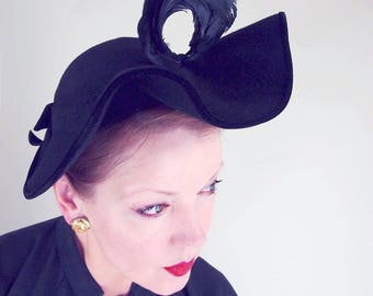 40s Black Felt Wide Ruffled Brim Hat with Curled Coque Feather Plume - New York Creation