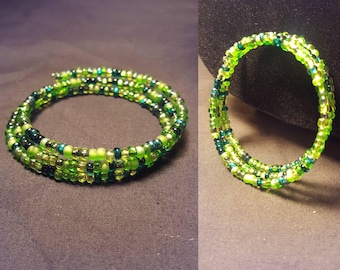 Memory Wire Bracelet - Deep Green