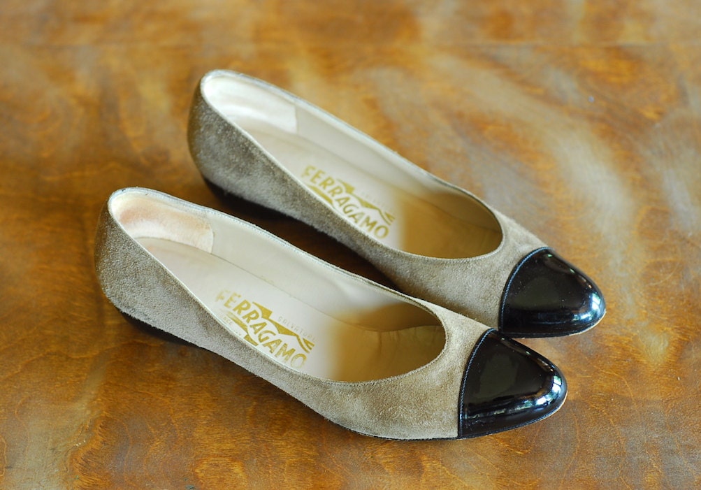 vintage Salvatore Ferragamo suede wedge shoes / size 7.5